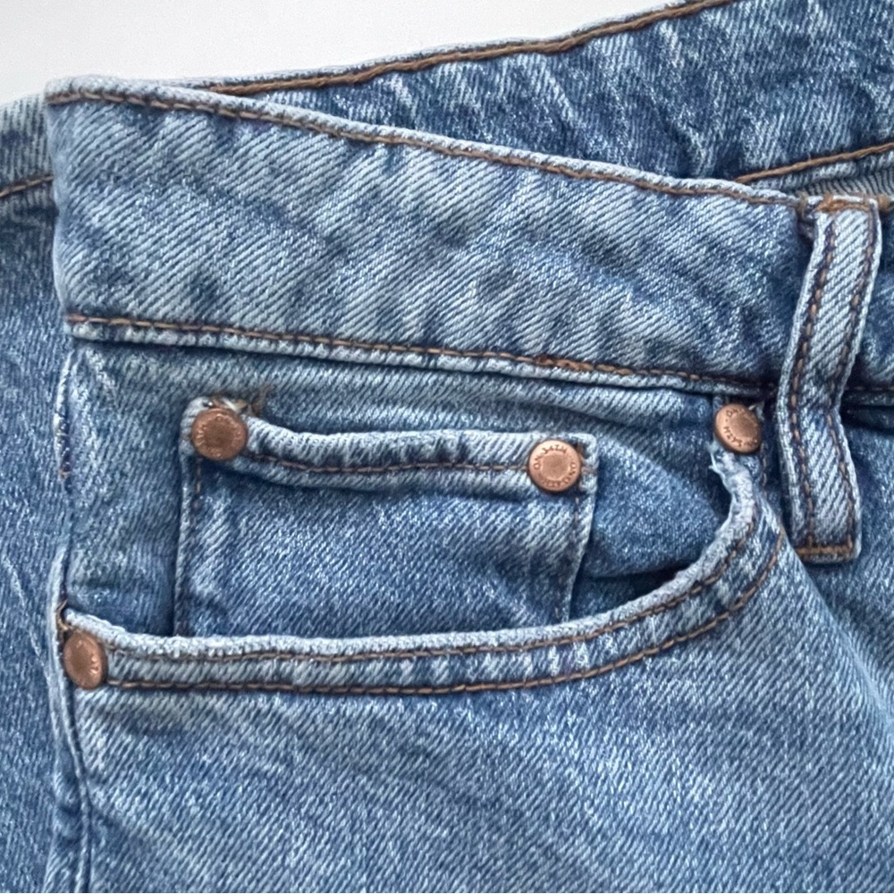 ON 34TH Straight Leg high rise Classic Blue Denim Jeans Sz: 12 / 31 - Picture 5 of 10